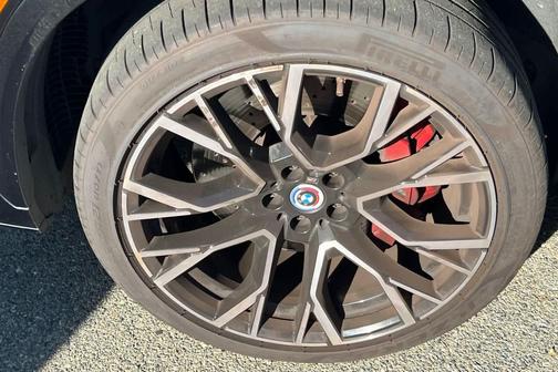 Black Sapphire Metallic 2023 BMW X5 M Base