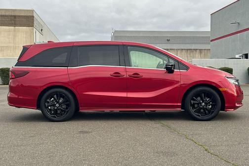2023 Honda Odyssey Sport