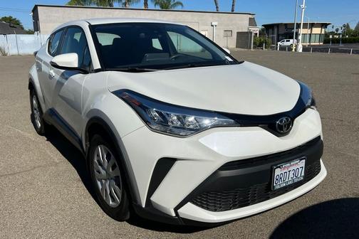 Blizzard Pearl 2020 Toyota C-HR LE