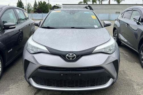 Silver Knockout Metallic 2020 Toyota C-HR XLE
