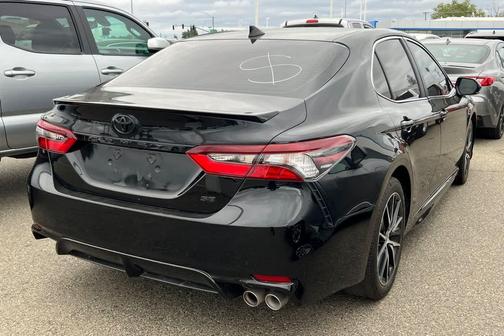 Midnight Black Metallic 2023 Toyota Camry SE