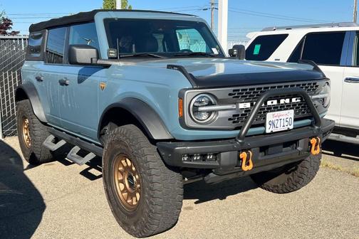 2021 Ford Bronco Badlands