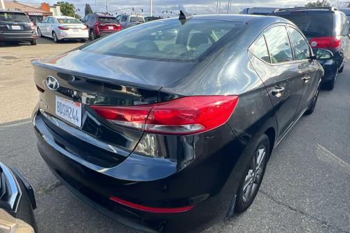 2018 Hyundai ELANTRA Value Edition