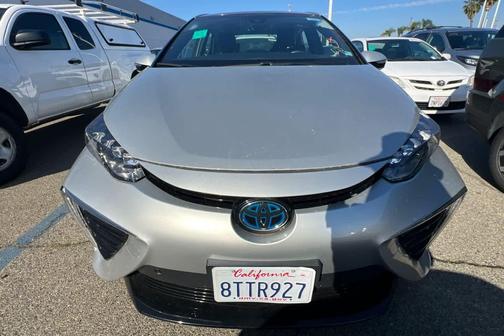 Elemental Silver Metallic 2020 Toyota Mirai Base
