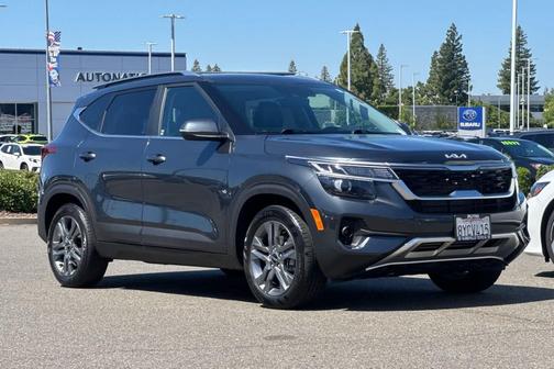 Gravity Gray 2022 Kia Seltos S