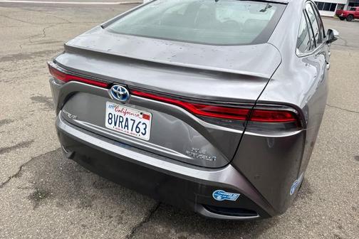 2021 Toyota Mirai Base