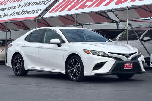 2019 Toyota Camry SE