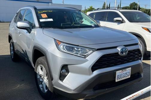 2021 Toyota RAV4 Hybrid XLE