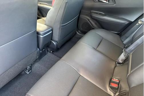 2025 Toyota Prius L
