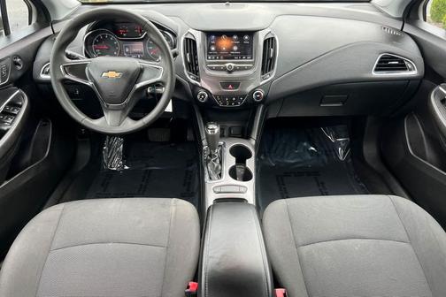 Oakwood Metallc 2019 Chevrolet Cruze LS