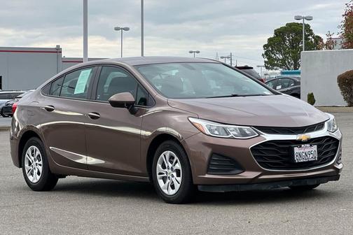 Oakwood Metallc 2019 Chevrolet Cruze LS