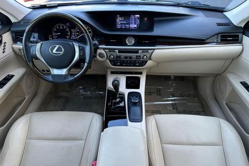 Obsidian 2014 Lexus ES 350 Base