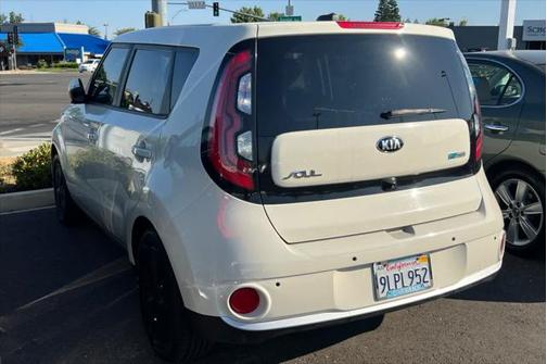 2017 Kia Soul EV +