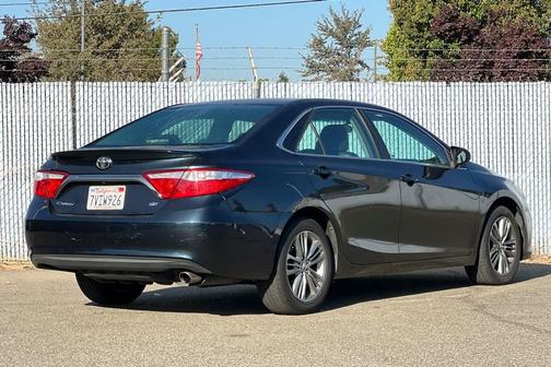 Cosmic Gray Mica 2016 Toyota Camry SE