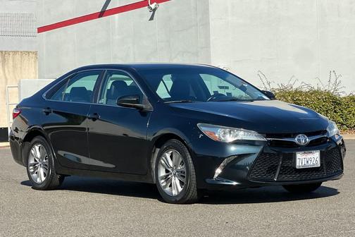 Cosmic Gray Mica 2016 Toyota Camry SE