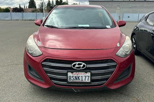 2017 Hyundai Elantra GT Base