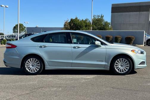 Ice Storm 2013 Ford Fusion Hybrid SE Hybrid