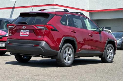 2025 Toyota RAV4 Hybrid LE