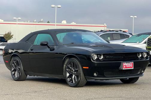 2021 Dodge Challenger SXT