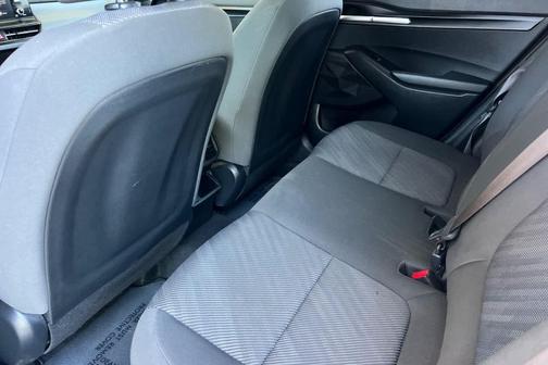 Snow White Pearl 2024 Kia Seltos LX