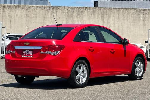 Red Hot 2016 Chevrolet Cruze Limited 1LT