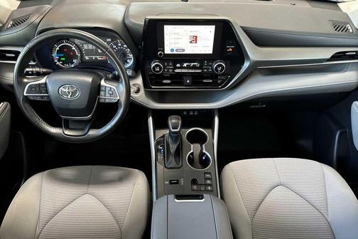 2024 Toyota Highlander Hybrid LE