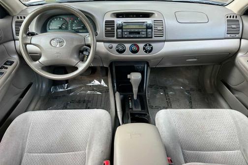 2002 Toyota Camry LE