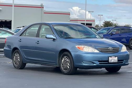 2002 Toyota Camry LE