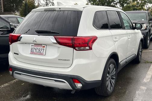 2019 Mitsubishi Outlander ES