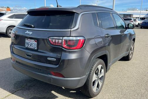 2018 Jeep Compass Latitude