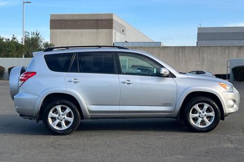 2010 Toyota RAV4 Limited