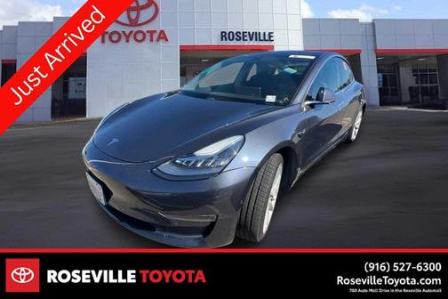 Gray 2018 Tesla Model 3 Long Range