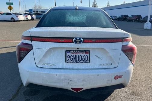 2017 Toyota Mirai Base