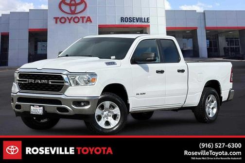 Bright White Clearcoat 2023 RAM 1500 Big Horn/Lone Star