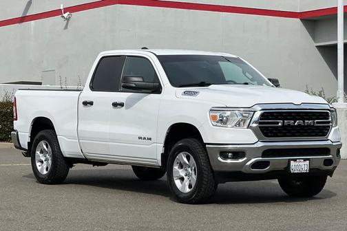 Bright White Clearcoat 2023 RAM 1500 Big Horn/Lone Star