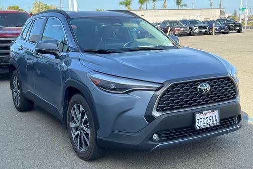 2023 Toyota Corolla Cross XLE