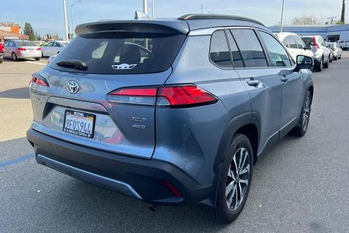 2023 Toyota Corolla Cross XLE