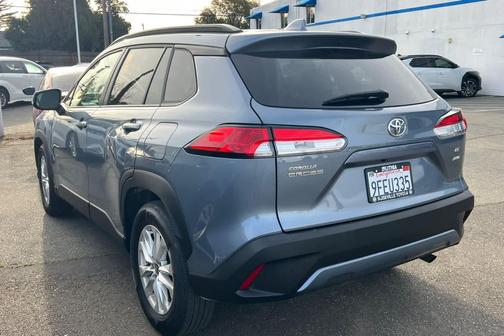 2023 Toyota Corolla Cross LE