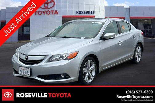 Silver Moon 2013 Acura ILX 2.0L w/Premium Package
