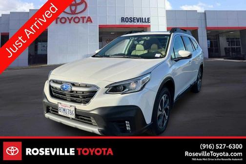 Crystal White Pearl 2021 Subaru Outback Limited