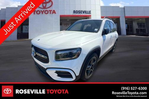 Polar White 2025 Mercedes-Benz GLB 250 Base