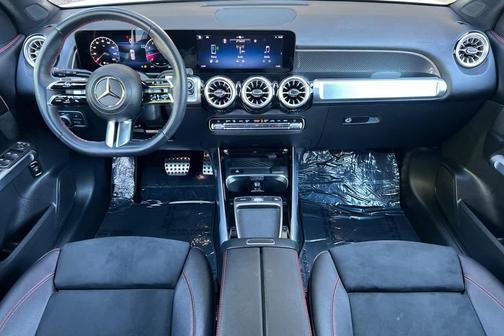 Polar White 2025 Mercedes-Benz GLB 250 Base