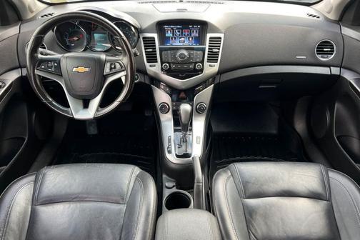 Summit White 2014 Chevrolet Cruze LTZ