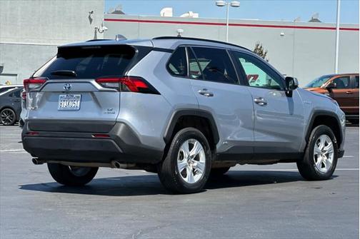 2020 Toyota RAV4 Hybrid LE
