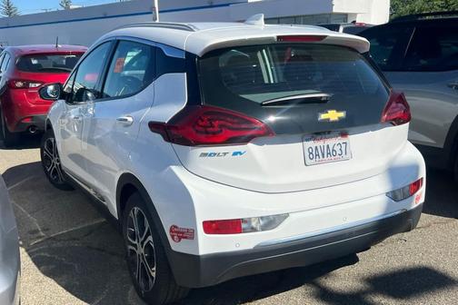 Summit White 2017 Chevrolet Bolt EV Premier