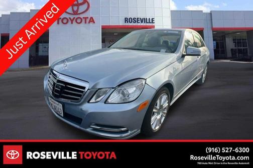 Diamond Silver Metallic 2013 Mercedes-Benz E-Class 4MATIC