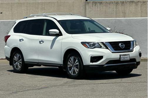 2020 Nissan Pathfinder S 2WD