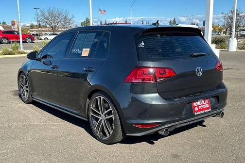 2017 Volkswagen Golf GTI 2.0T S 4-Door