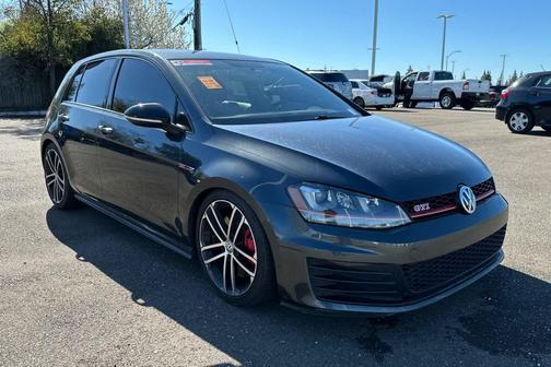 2017 Volkswagen Golf GTI 2.0T S 4-Door