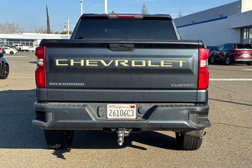 2021 Chevrolet Silverado 1500 Custom